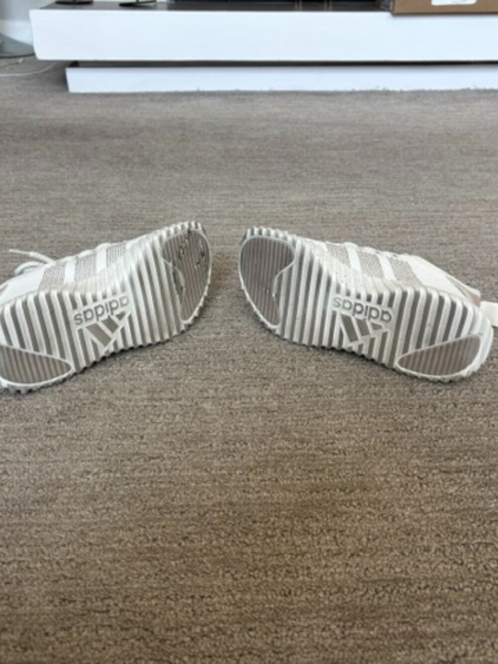 Adidas Women's Kaptir Flow Sneakers in Perfect Condition - Picture 7 of 7